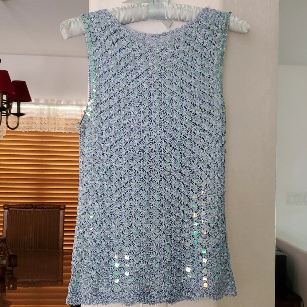 Tank top - Picture 2 of 2